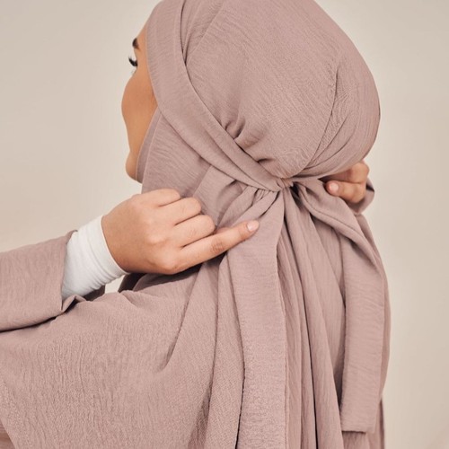 Muslim women prayer - women, hijab